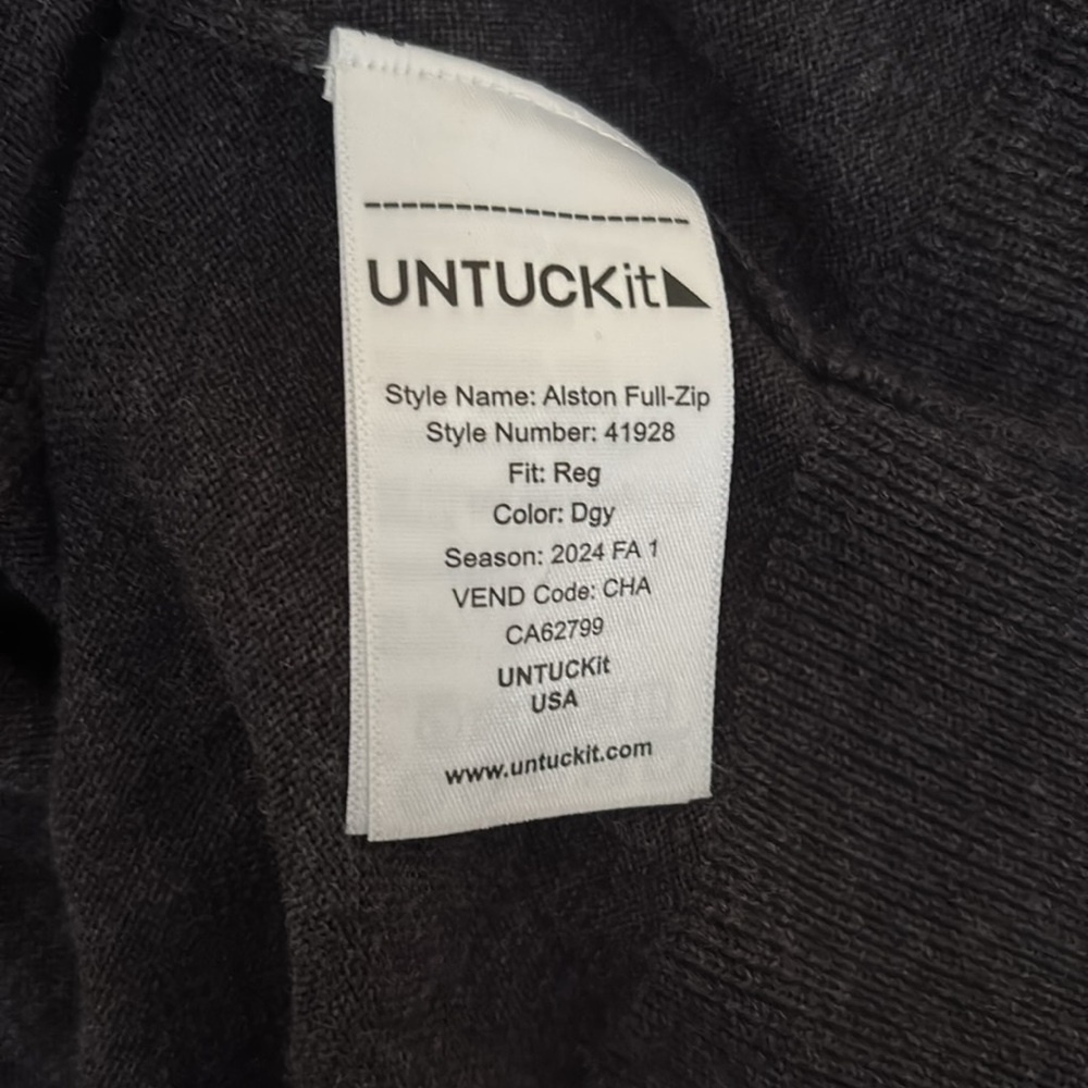 UNTUCKit 100% Merino Wool Austin Full-Zip Charcoal Dark Gray Sweater Size Small - Picture 10 of 11